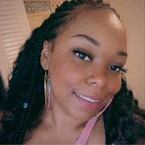 Meet your Posher, Nichelle